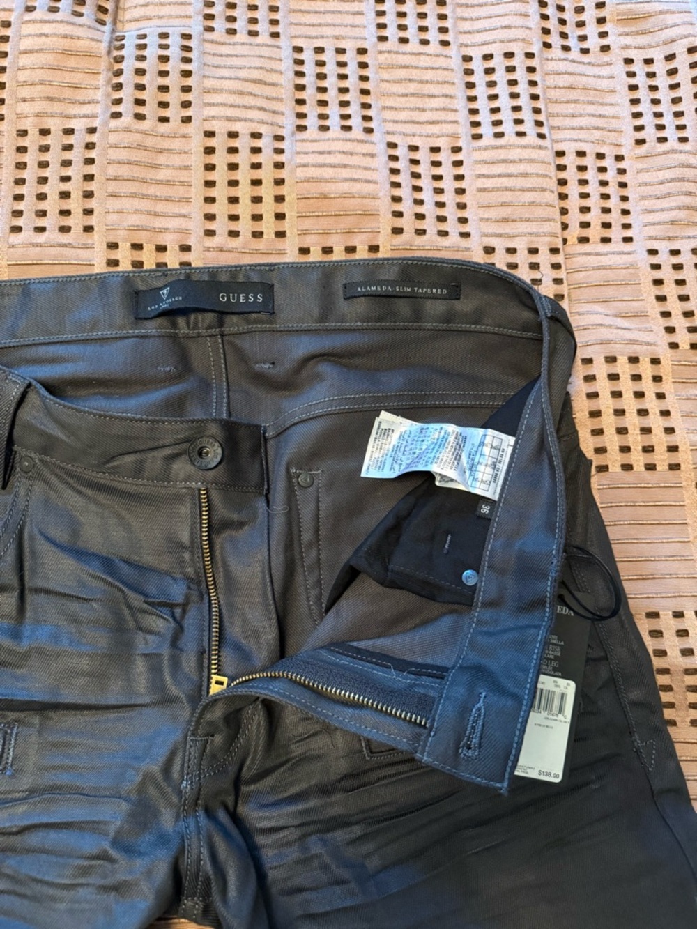 GUESS Men's Slim Black Denim Jeans with Logo Patch - Picture 5 of 5
